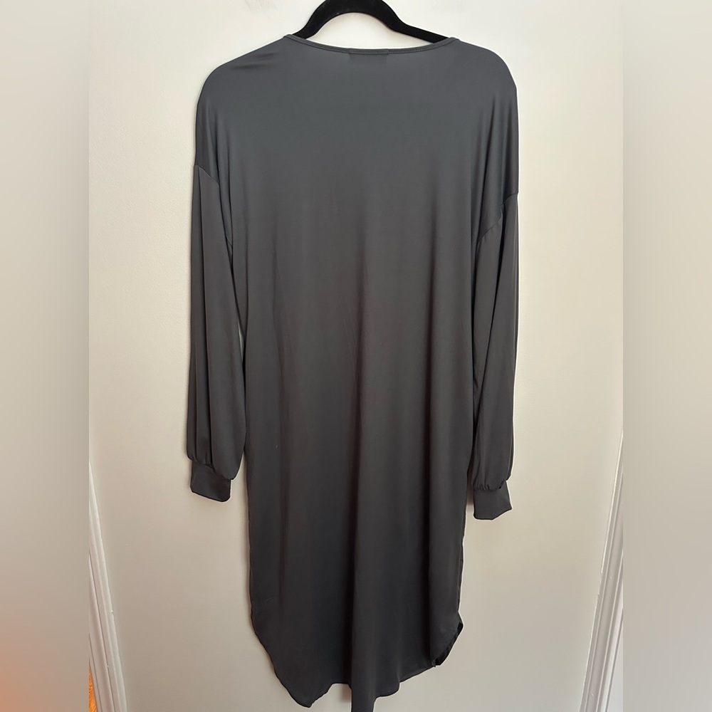 You & Me Boutique Dolphin Hem Midi Dress Small Gray NWOT - Picture 10 of 11
